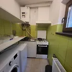 Carmen Housing 2 アパート