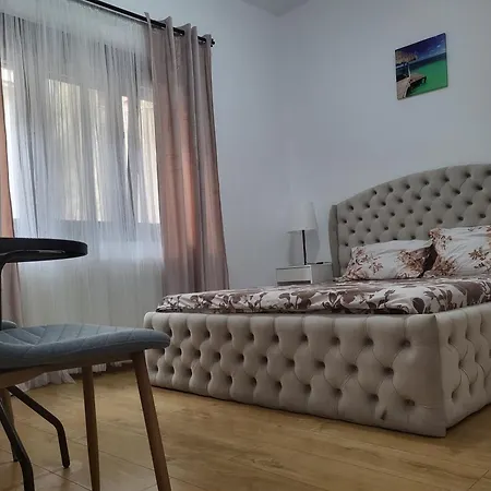 Carmen Housing 2 Apartment