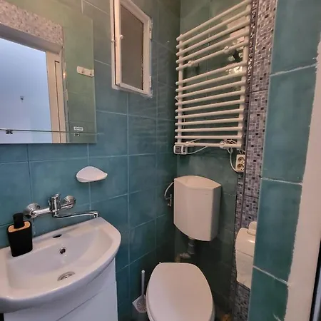 Carmen Housing 2 *